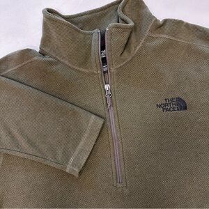 The North Face Men's Large Olive Green Textured Fleece Quarter Zip-Up Sweater